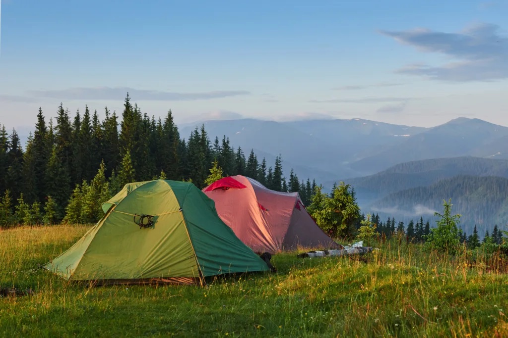5 Merk Tenda Camping Terbaik Digunakan untuk Berkemah di Asheville